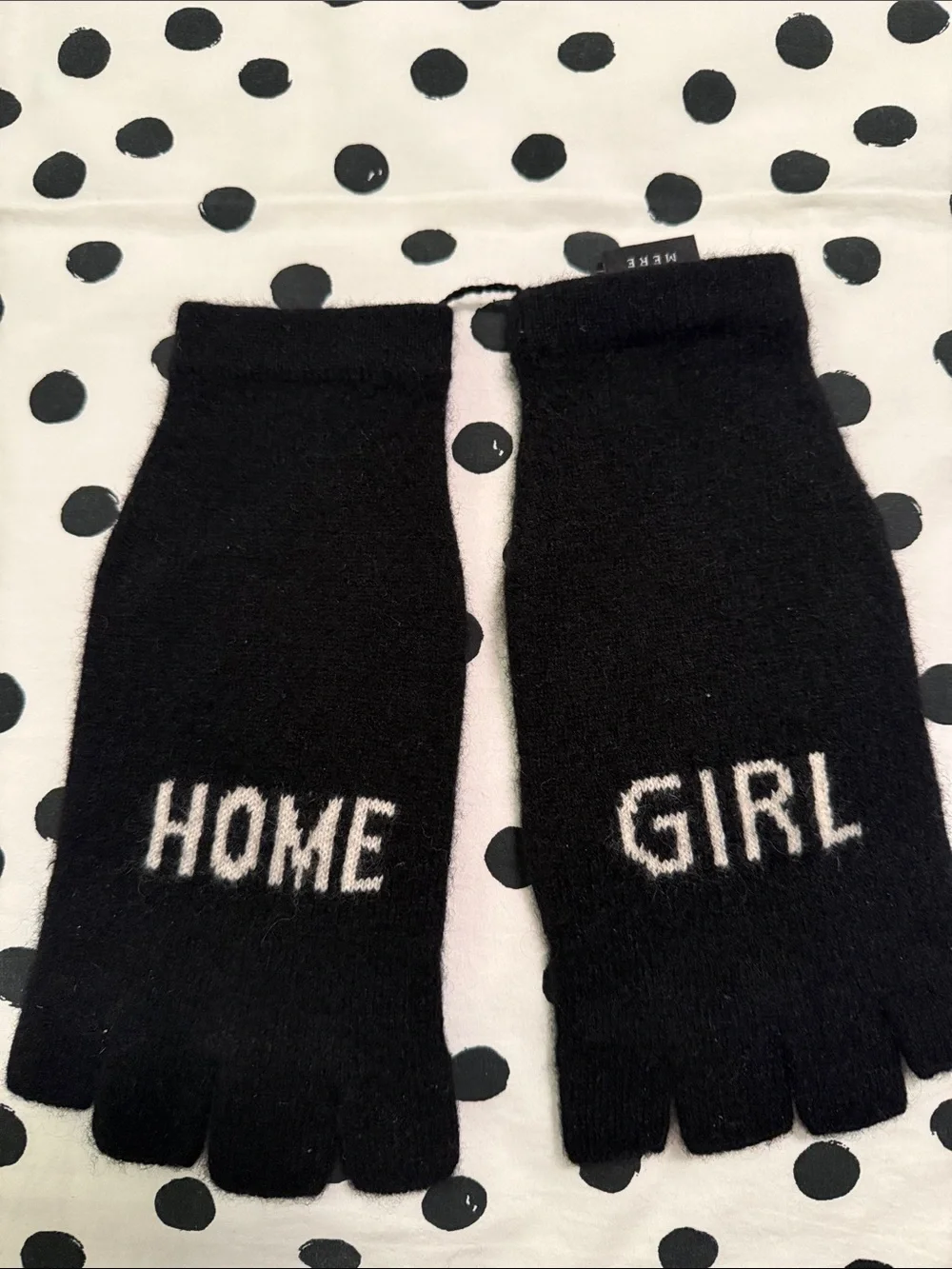 NWOT Skull Home Girl Black Cashmere  Fingerless Gloves